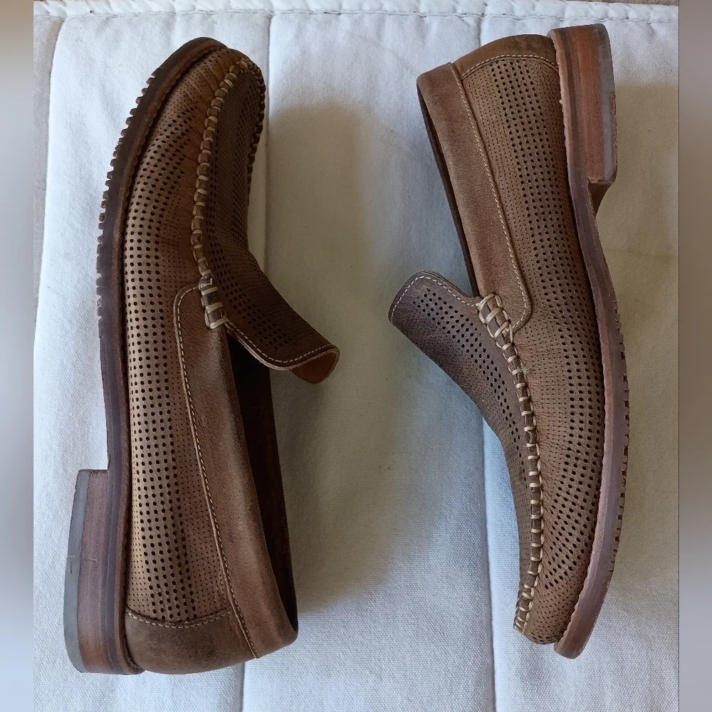 Tommy Bahama Men's Felton Brown Loafers_9.5